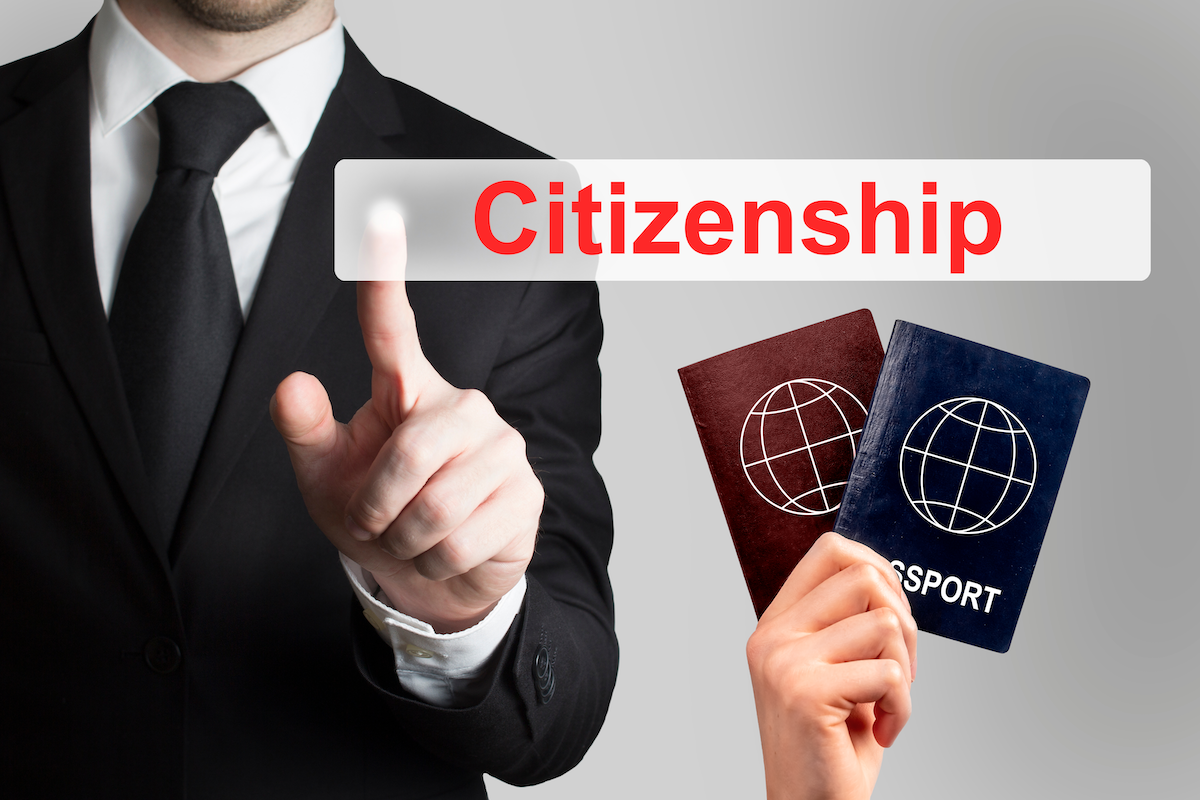 The Pros and Cons of Holding Dual Citizenship
