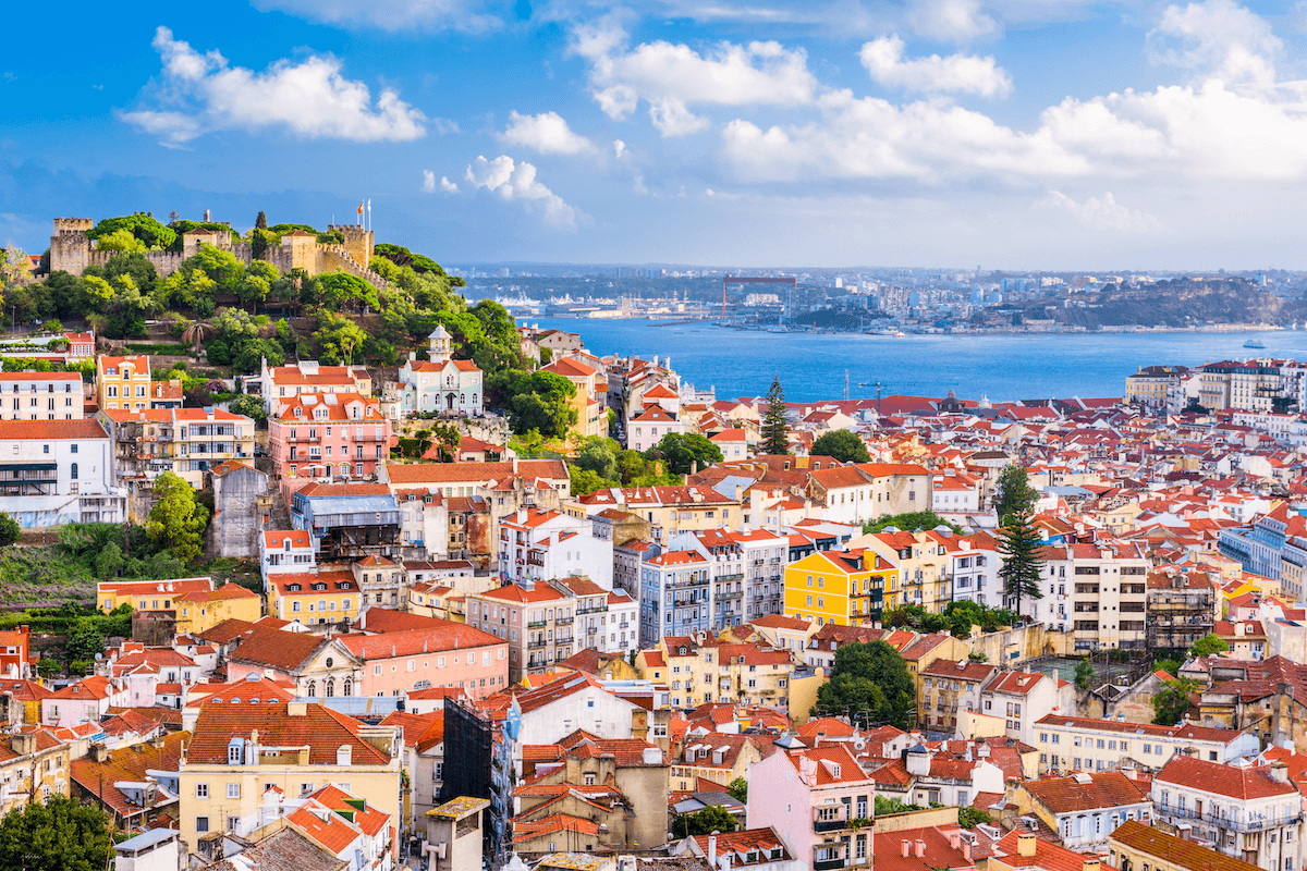 Portuguese Parliament Votes Against Closing Golden Visa Program